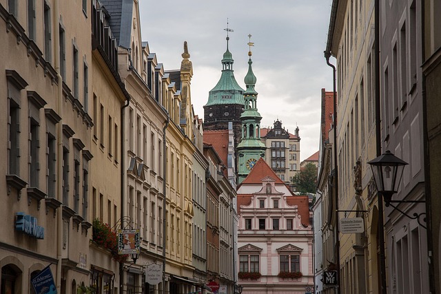 Webagentur Pirna? Warum viele kleine Betriebe mit einem Freelancer besser fahren Post Titelbild