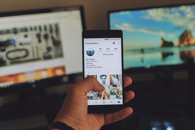 Website vs. Social Media – brauchst du überhaupt beides? Post Titelbild